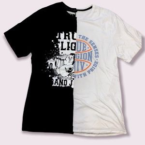 True Religion World Tour Half and Half Size XL Men’s TShirt